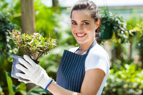 Transparent quote for garden waste removal in Euston